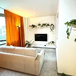 Apartment Roses'
